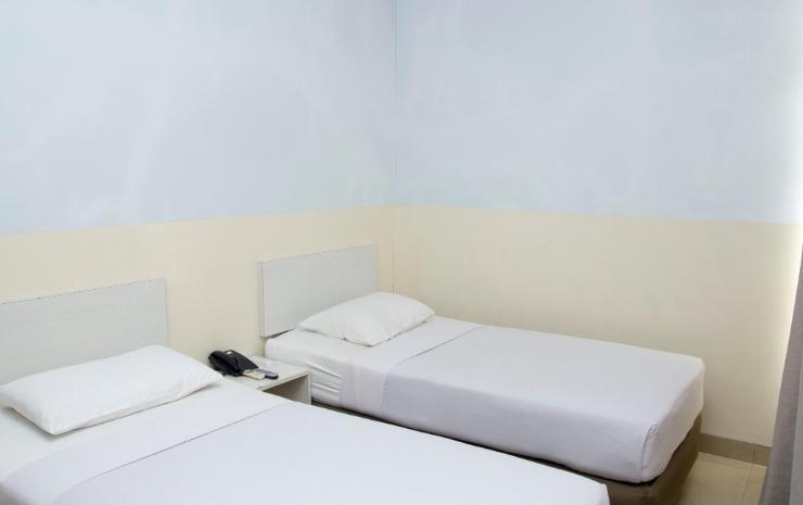 Hotel Metropolitan Inn Manado Buitenkant foto
