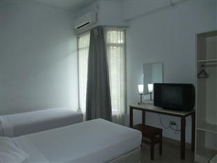 Hotel Metropolitan Inn Manado Buitenkant foto